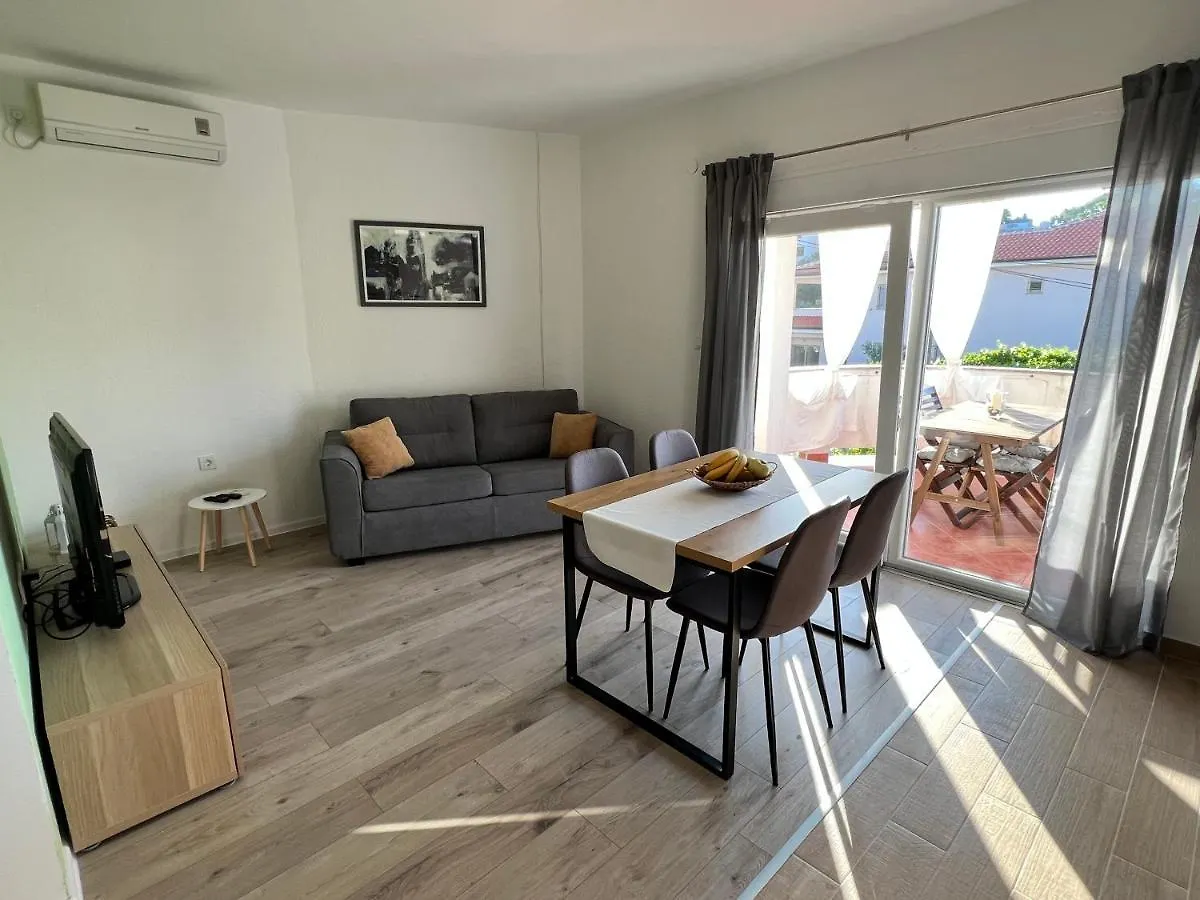Kaala Apartments Supetarska Draga Croatia