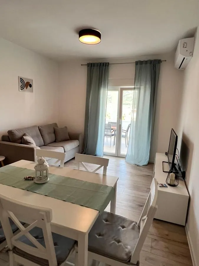 Kaala Apartments Supetarska Draga 0*,  Croatia