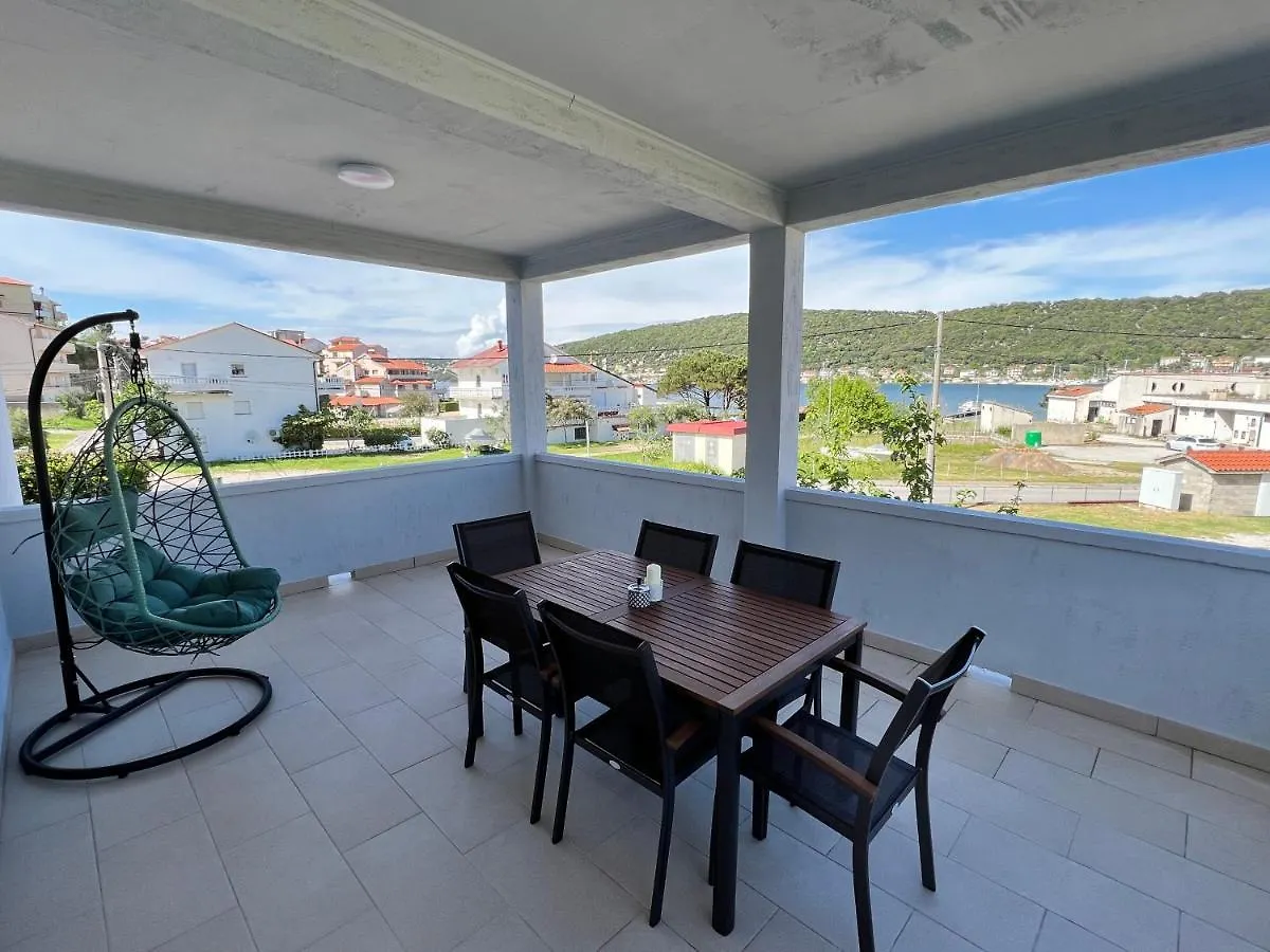 Kaala Apartments Supetarska Draga Croatia